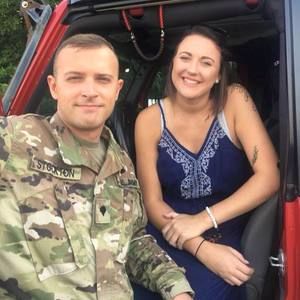 Meet your Posher, Courtney